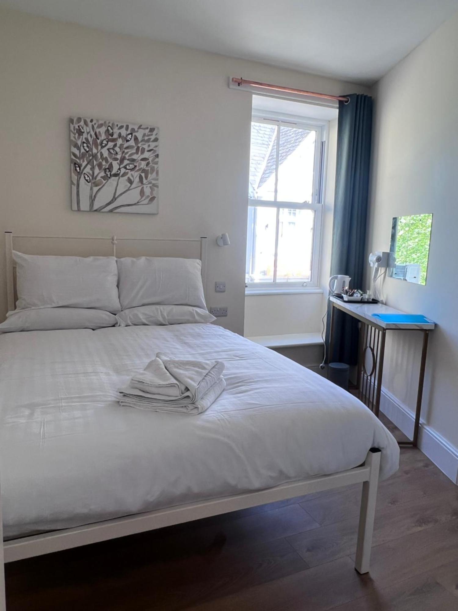 일프러컴 The Harbour Lights B&B 외부 사진